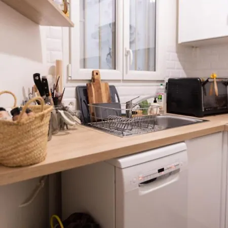 Nice Apt For 2-Near The Gare Du Nord! *